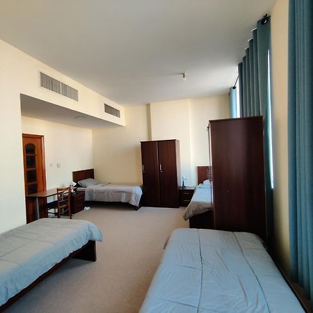 Oasis Hostel Abu Dhabi Eksteriør bilde