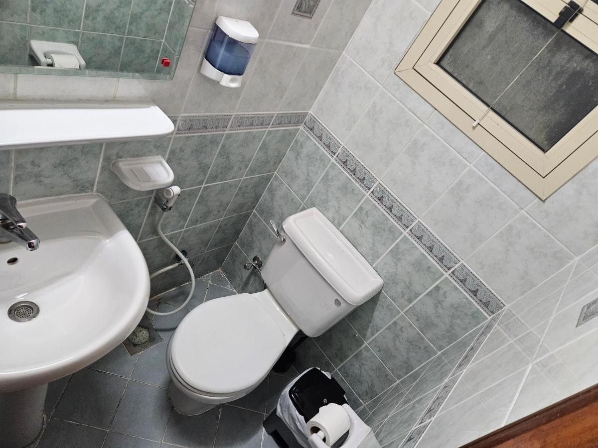 Oasis Hostel Abu Dhabi Eksteriør bilde
