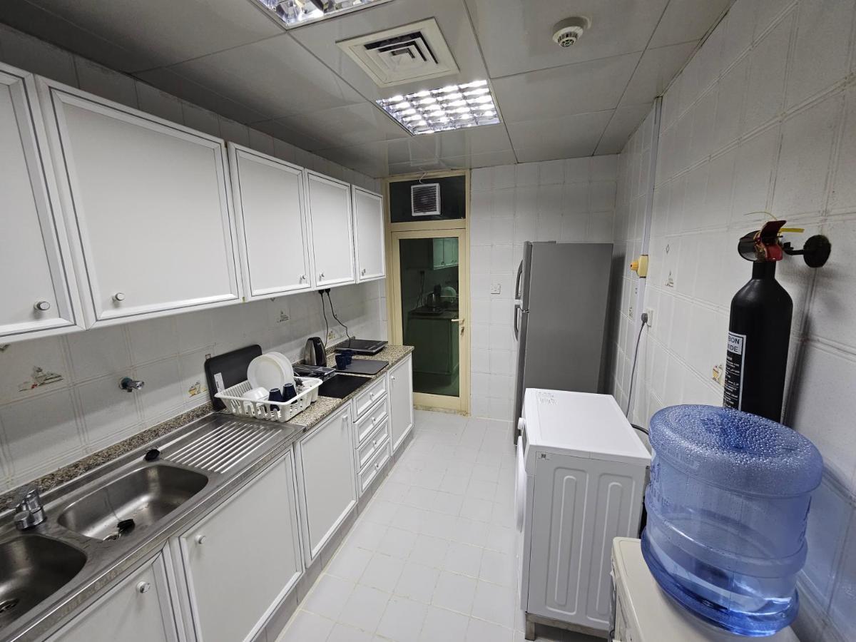 Oasis Hostel Abu Dhabi Eksteriør bilde