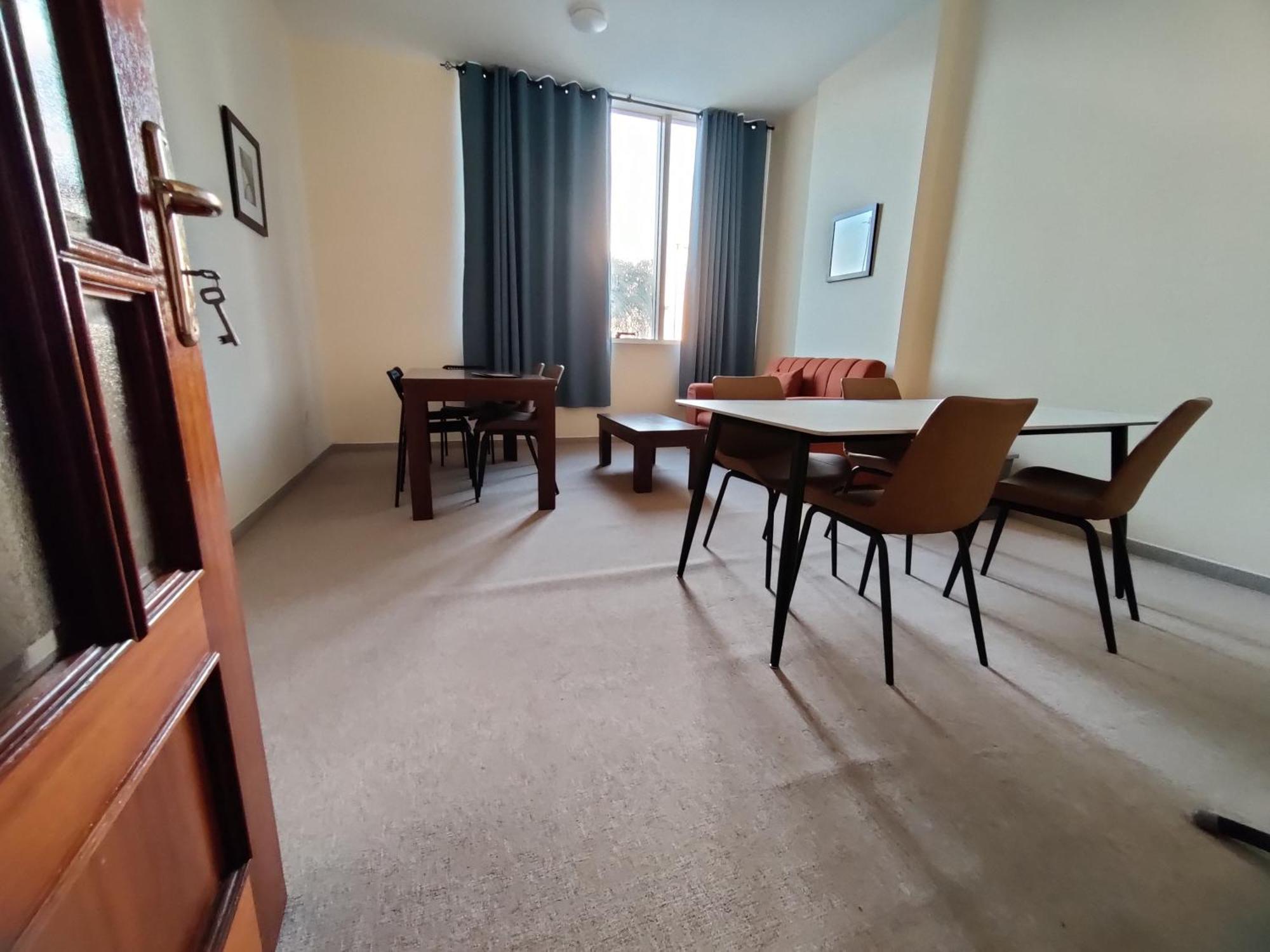 Oasis Hostel Abu Dhabi Eksteriør bilde